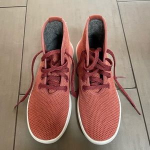 Allbirds tree runners - size 7 (barely used)